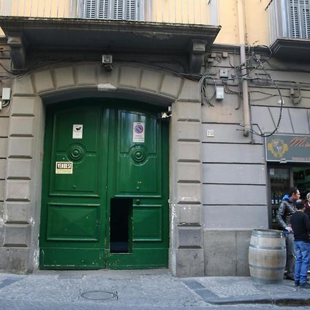 Pizzofalcone Studio By Wonderful Italy Apartment Naples Luaran gambar