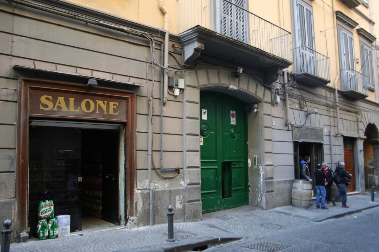 Pizzofalcone Studio By Wonderful Italy Apartment Naples Luaran gambar